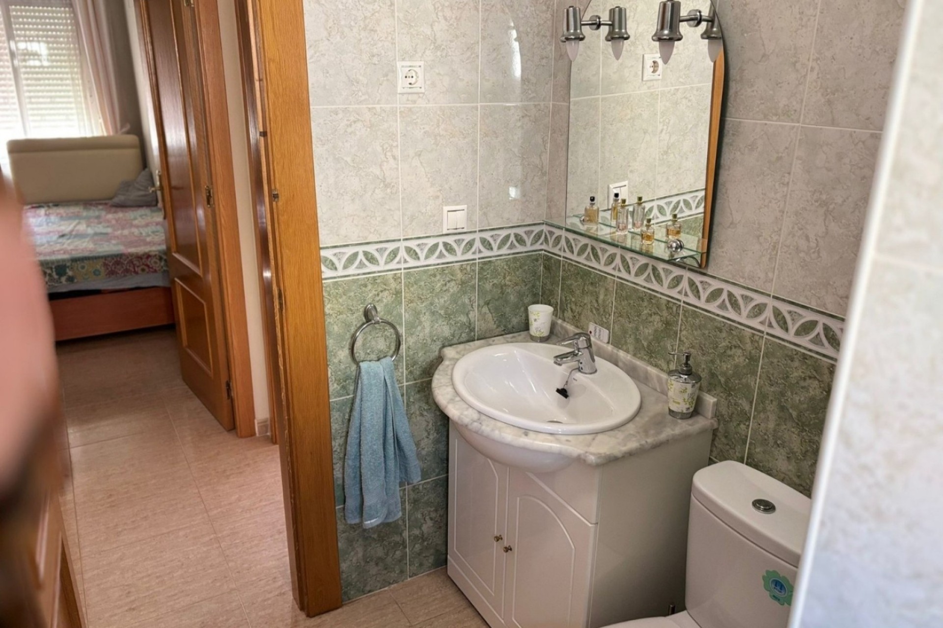 Reventa -  -
Avileses