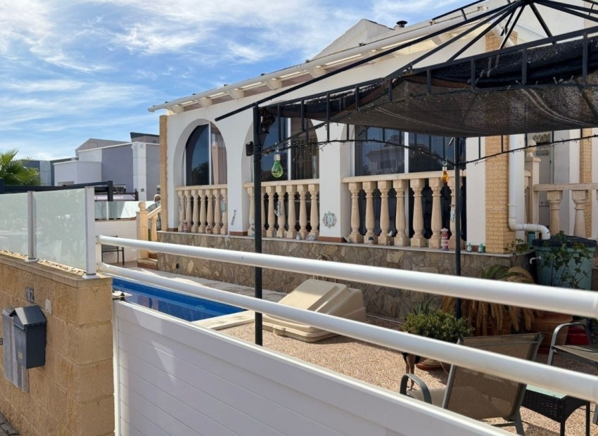 Reventa -  -
Avileses