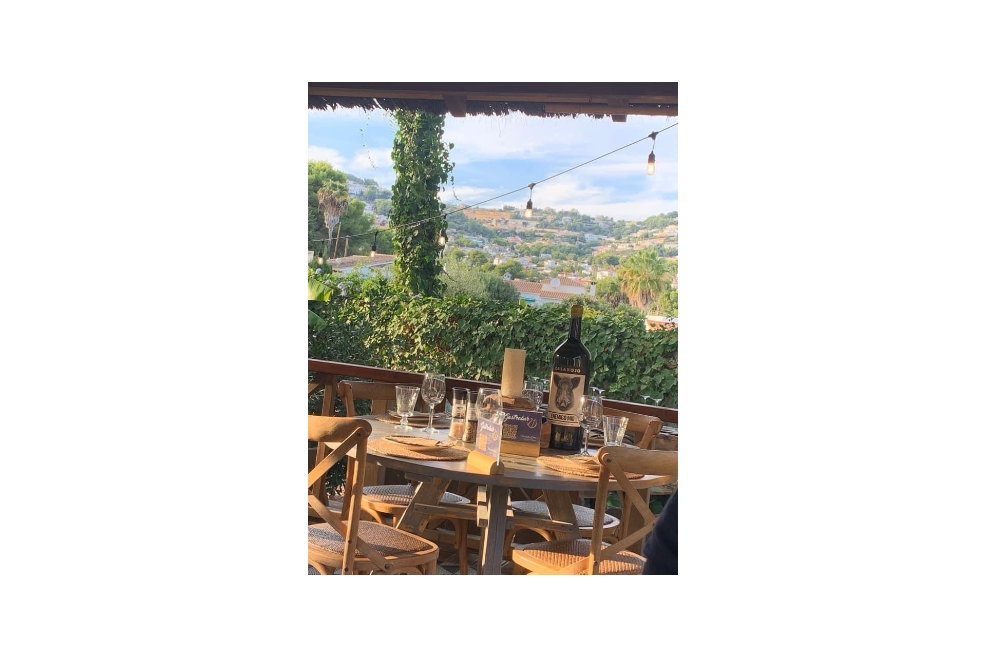 Reventa - Bar / Restaurante -
Moraira - Pinar del Advocat - Cometa