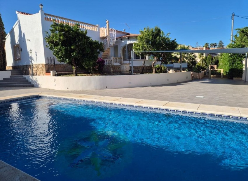 Reventa -  -
Calpe - La Canuta
