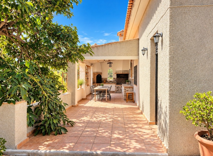 Reventa - Casa de campo -
Altea - Altea La Vella