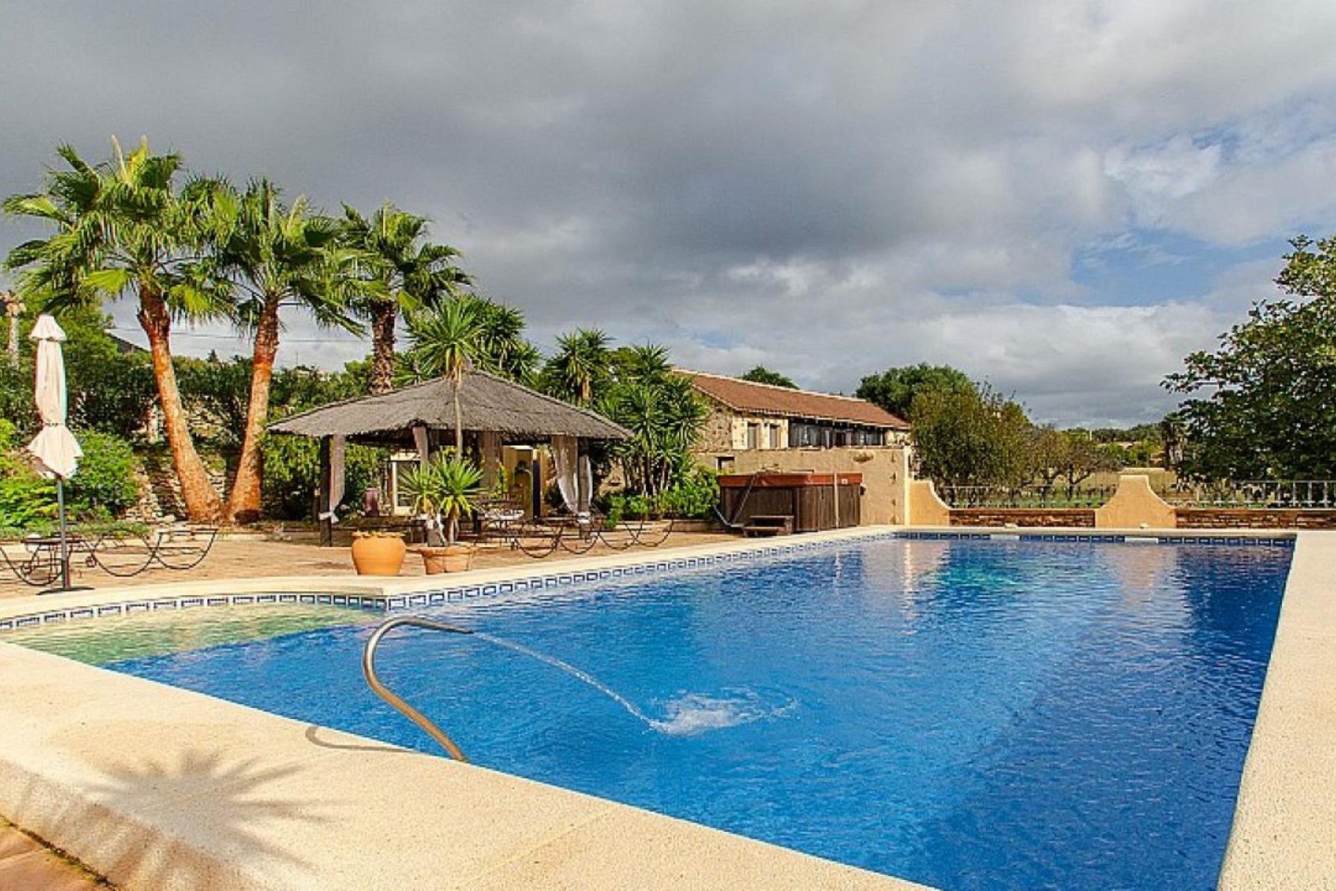 Reventa - Casa de campo -
Benissa