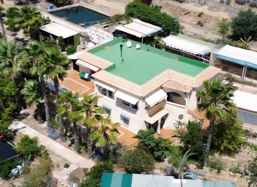 Reventa - Casa de campo -
La Nucía - El Tossal - Bello Horizonte