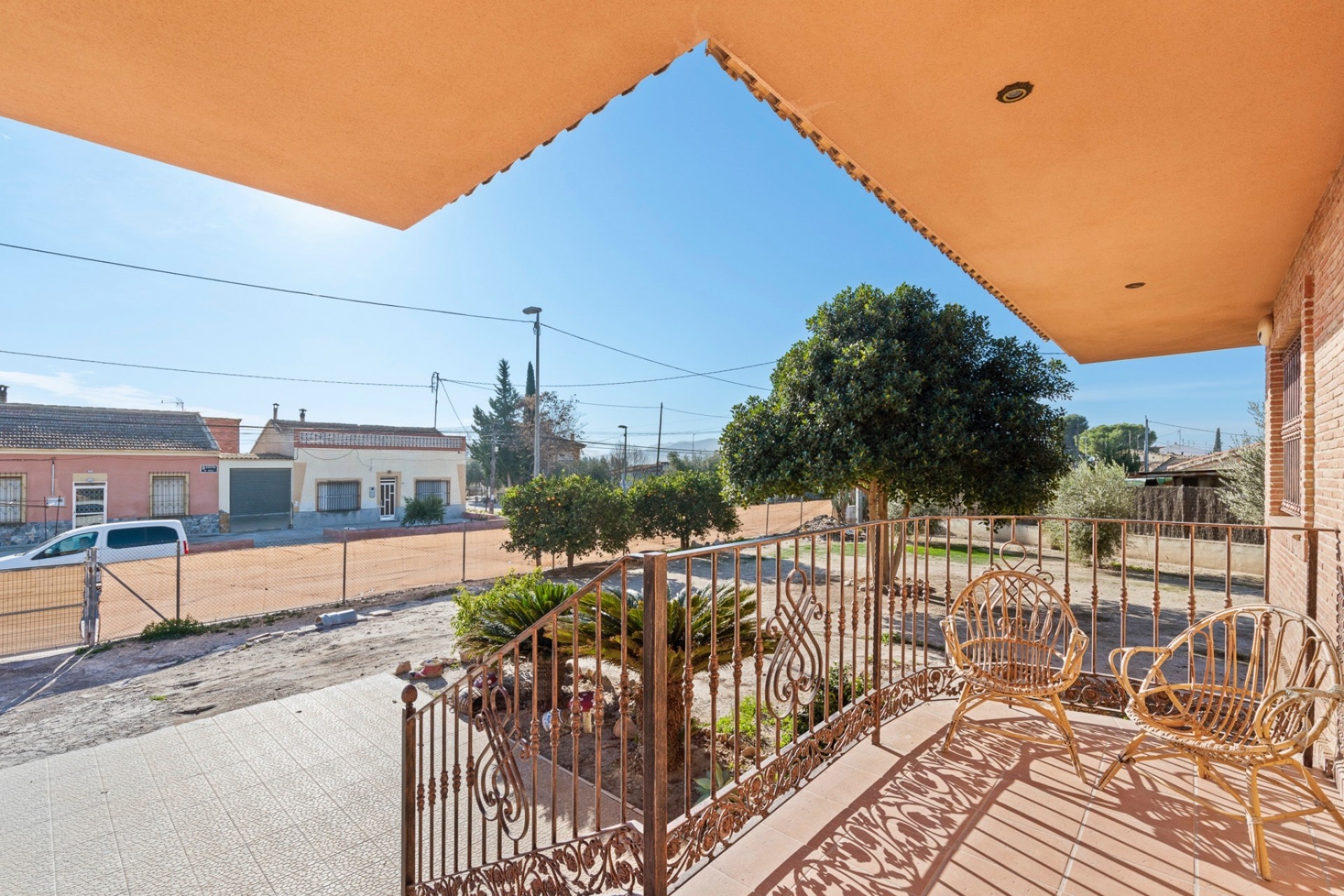 Reventa - Casa de campo -
Murcia - Carretera de Beniel