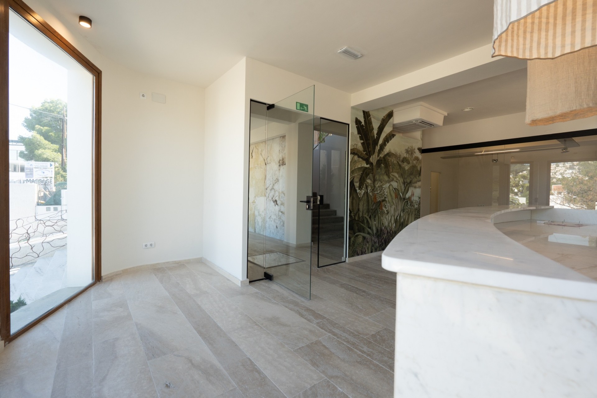 Reventa - Comercial -
Benissa - Avenida La Marina