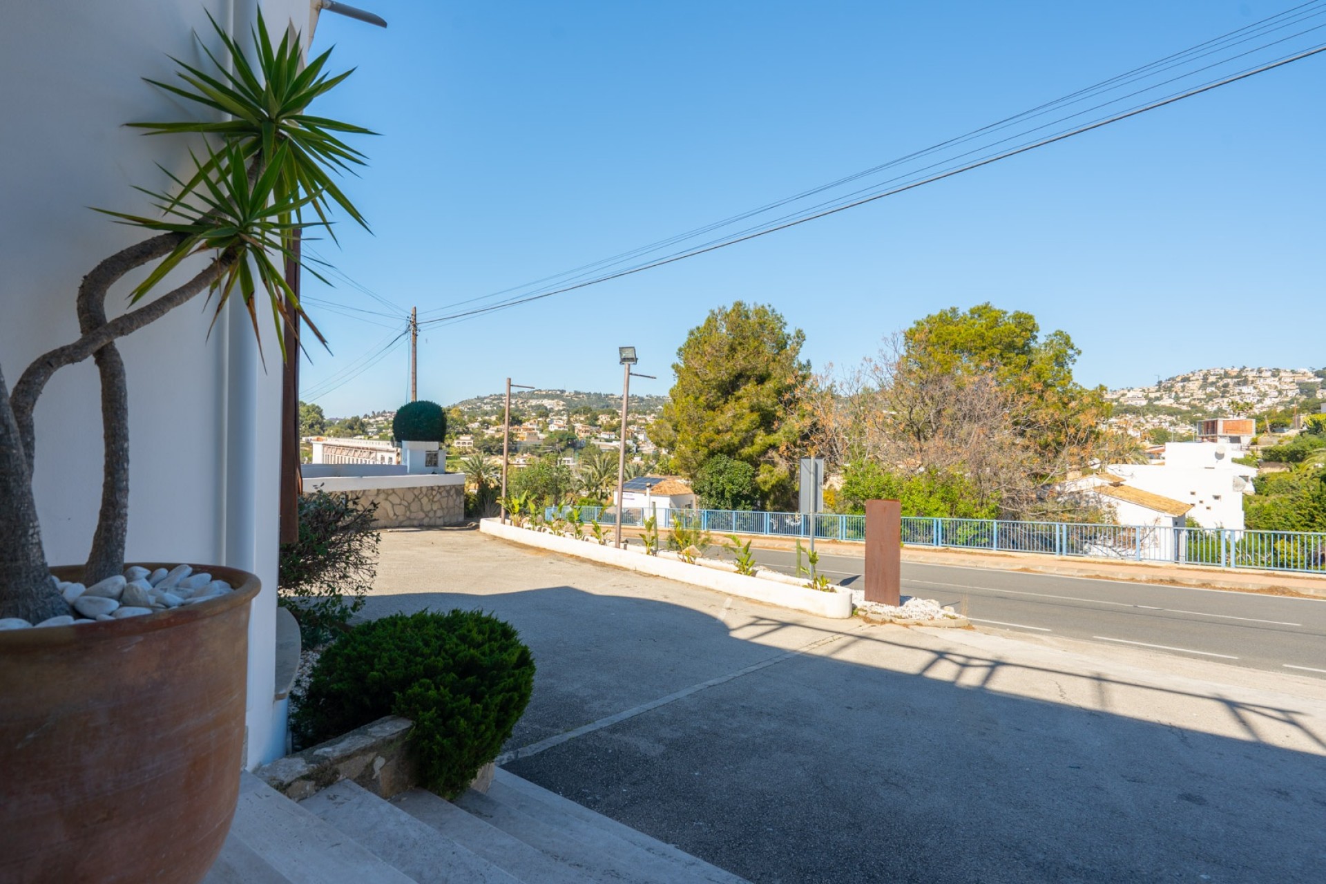 Reventa - Comercial -
Benissa - Avenida La Marina