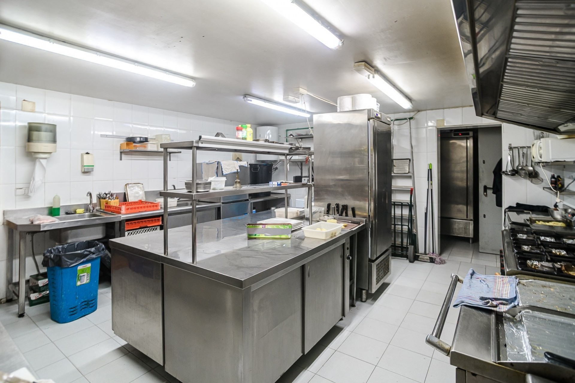 Reventa - Comercial -
TORREVIEJA - La Veleta