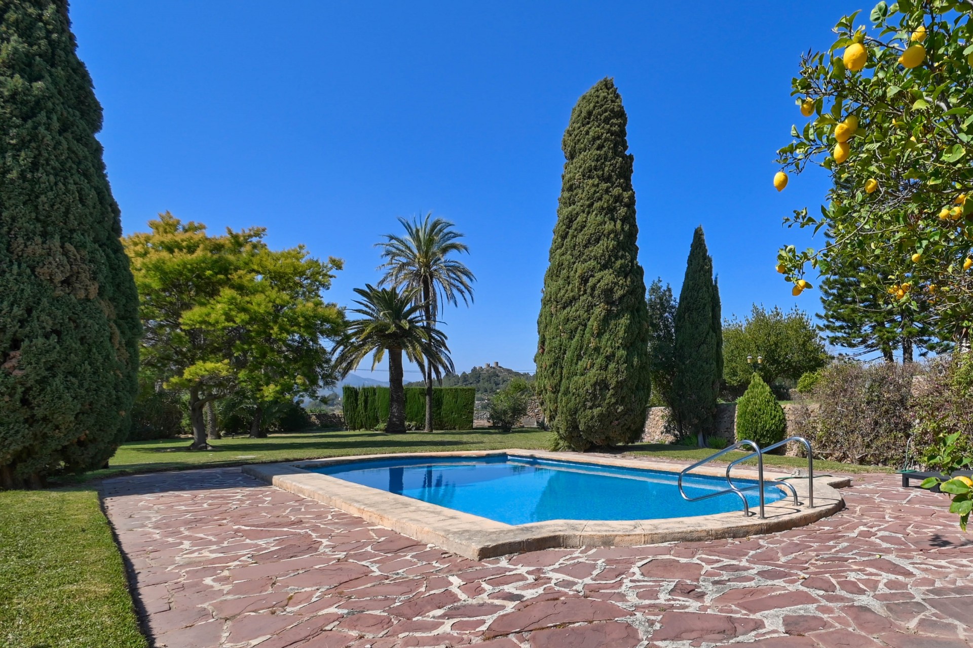 Reventa -  -
Denia - Jesús Pobre