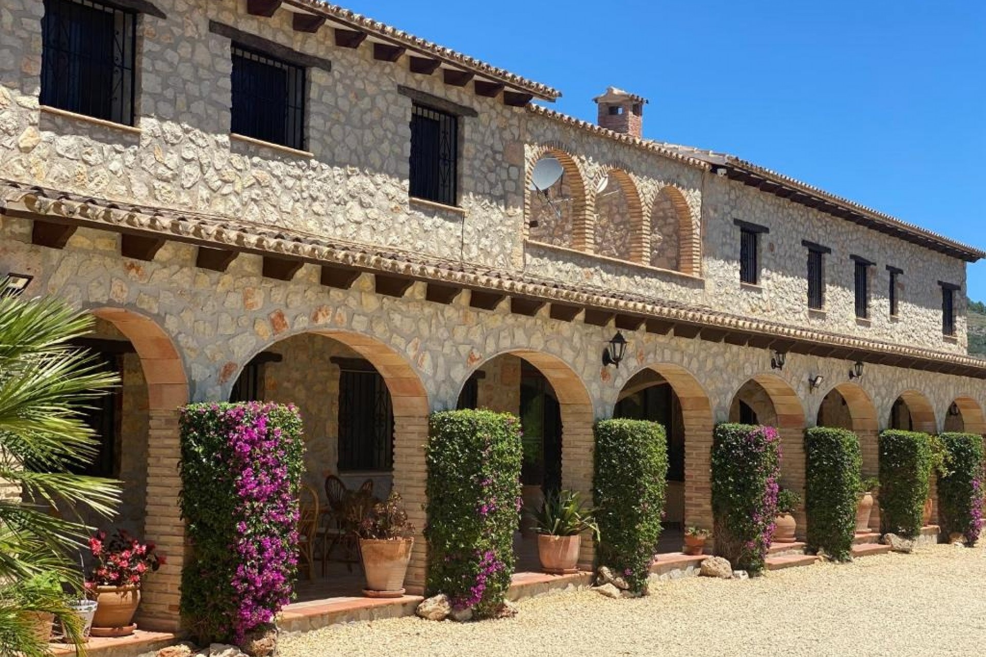Reventa - Hotel -
Lliber