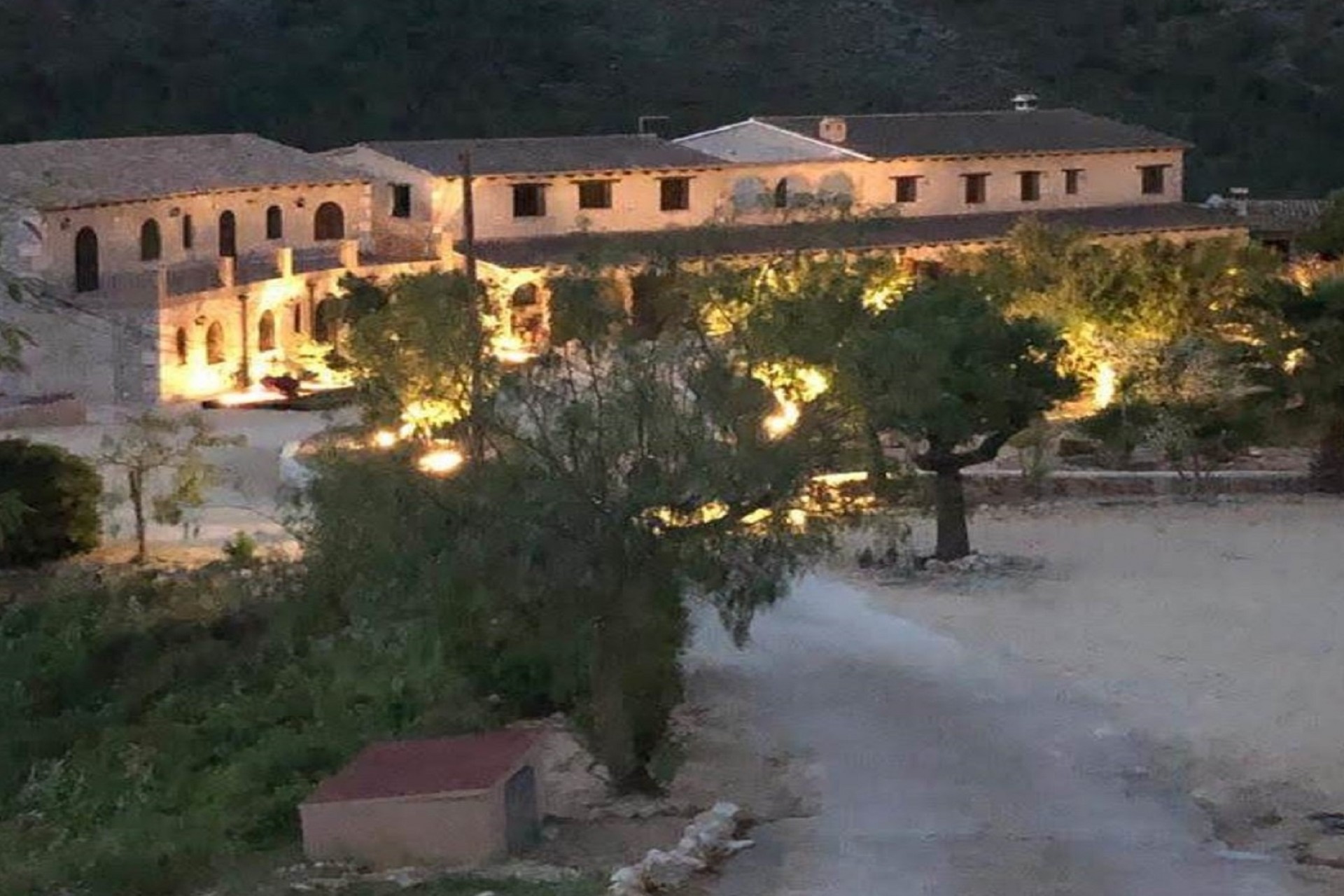 Reventa - Hotel -
Lliber