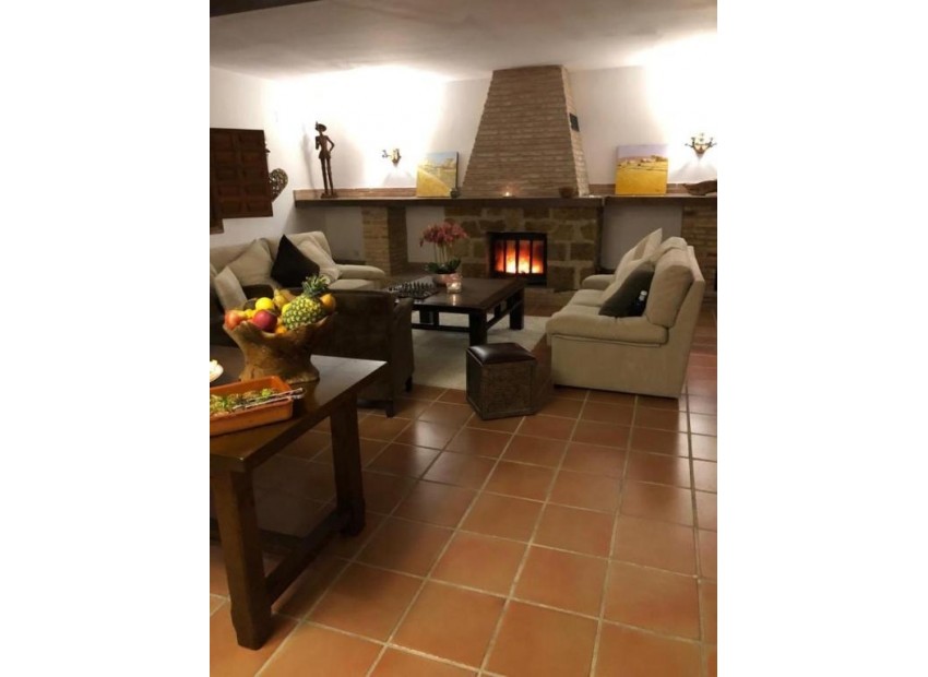 Reventa - Hotel -
Lliber