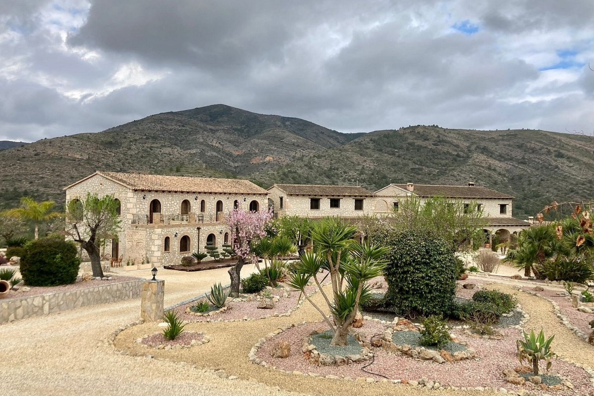 Reventa - Hotel -
Lliber