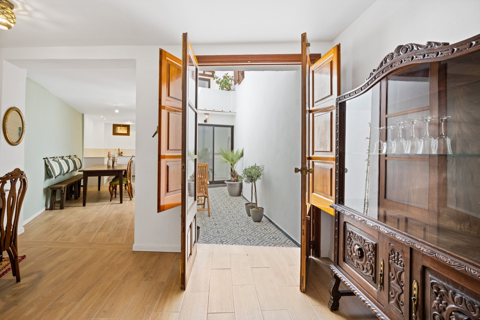 Reventa -  -
Oliva - Oliva Pueblo