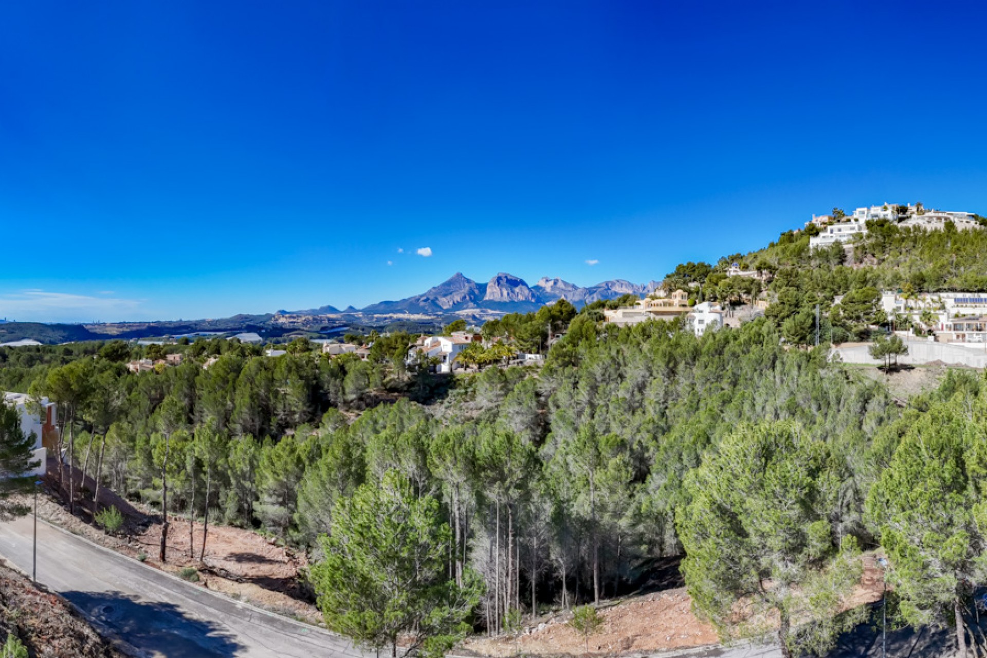 Reventa - Parcela -
Altea