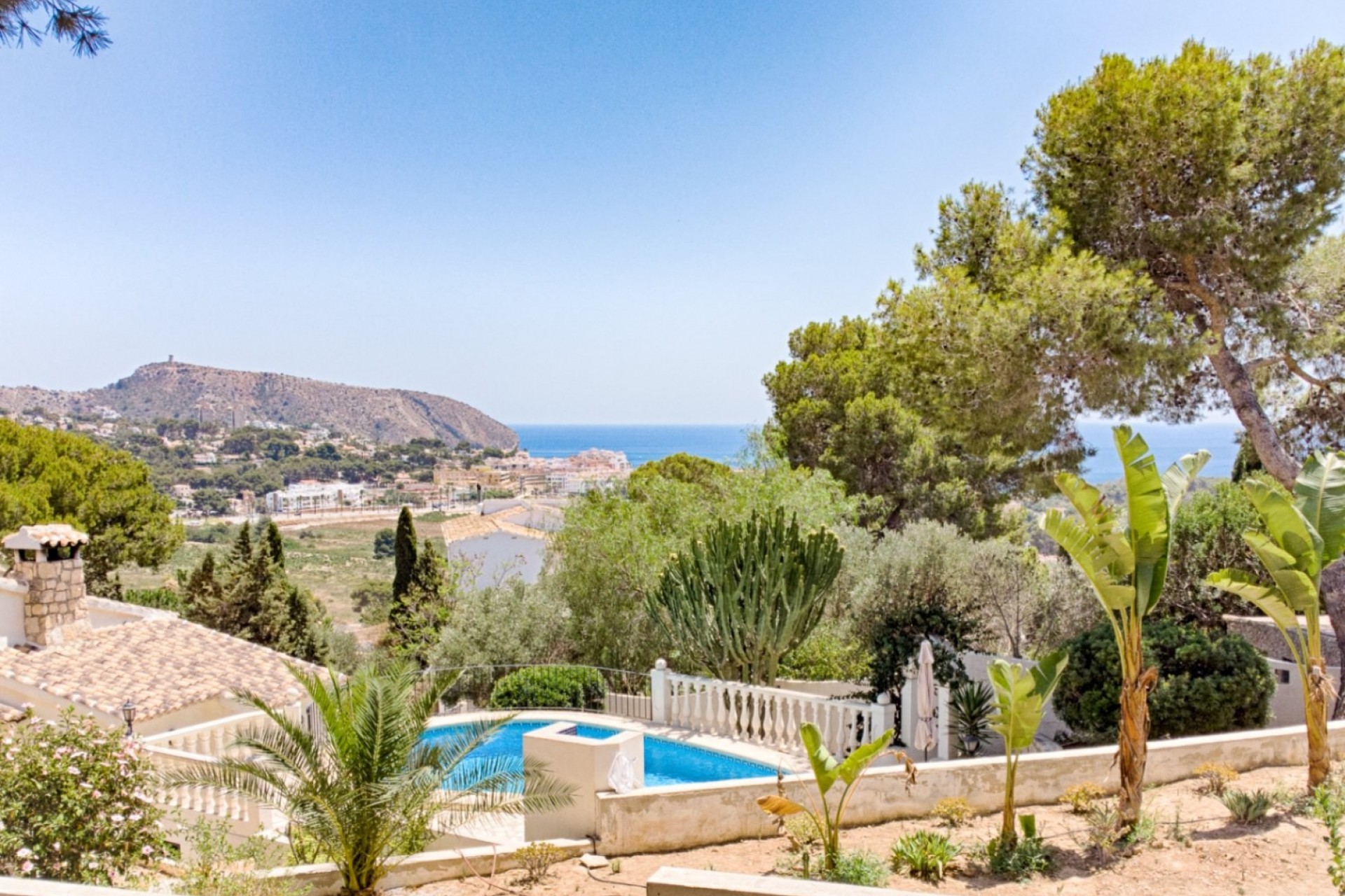 Reventa - Parcela -
Moraira
