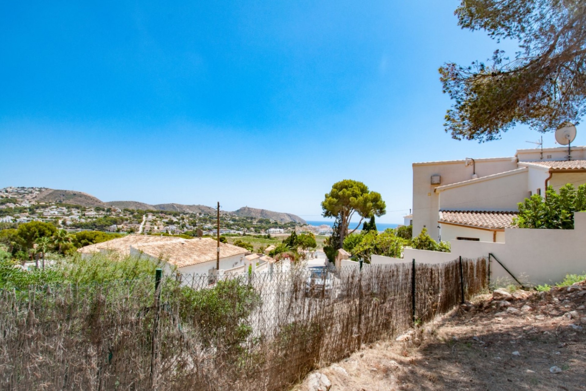 Reventa - Parcela -
Moraira