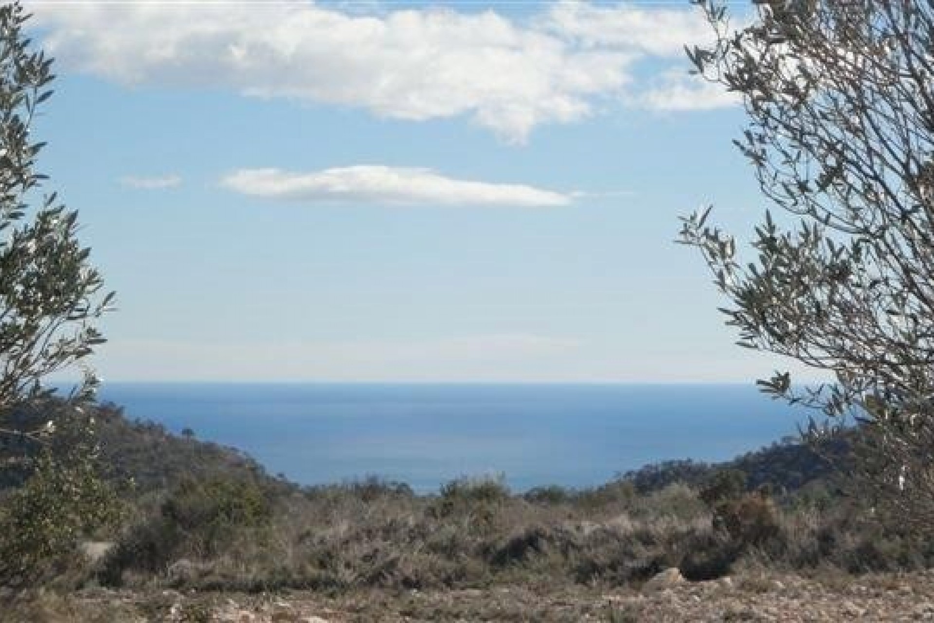 Reventa - Parcela -
Relleu - relleu