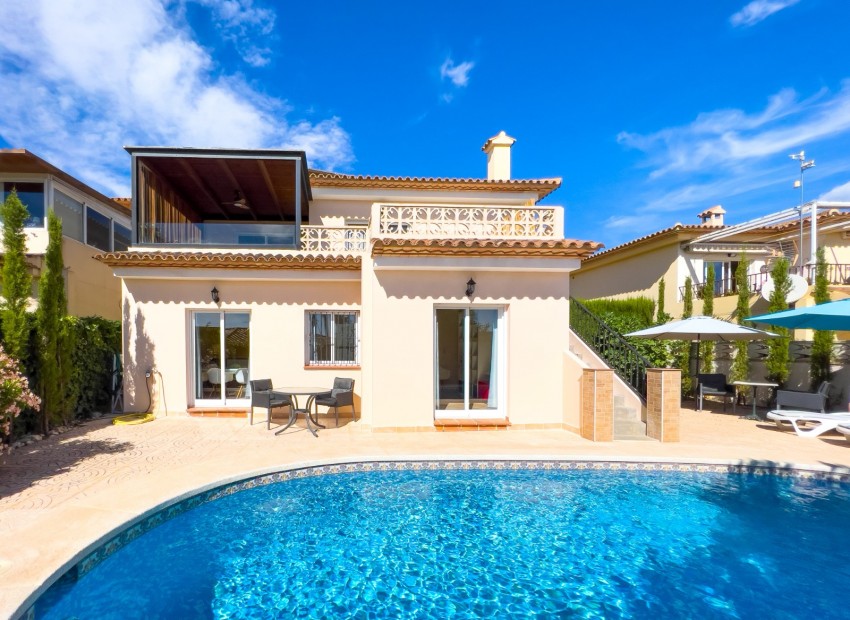 Reventa - Villa -
Altea