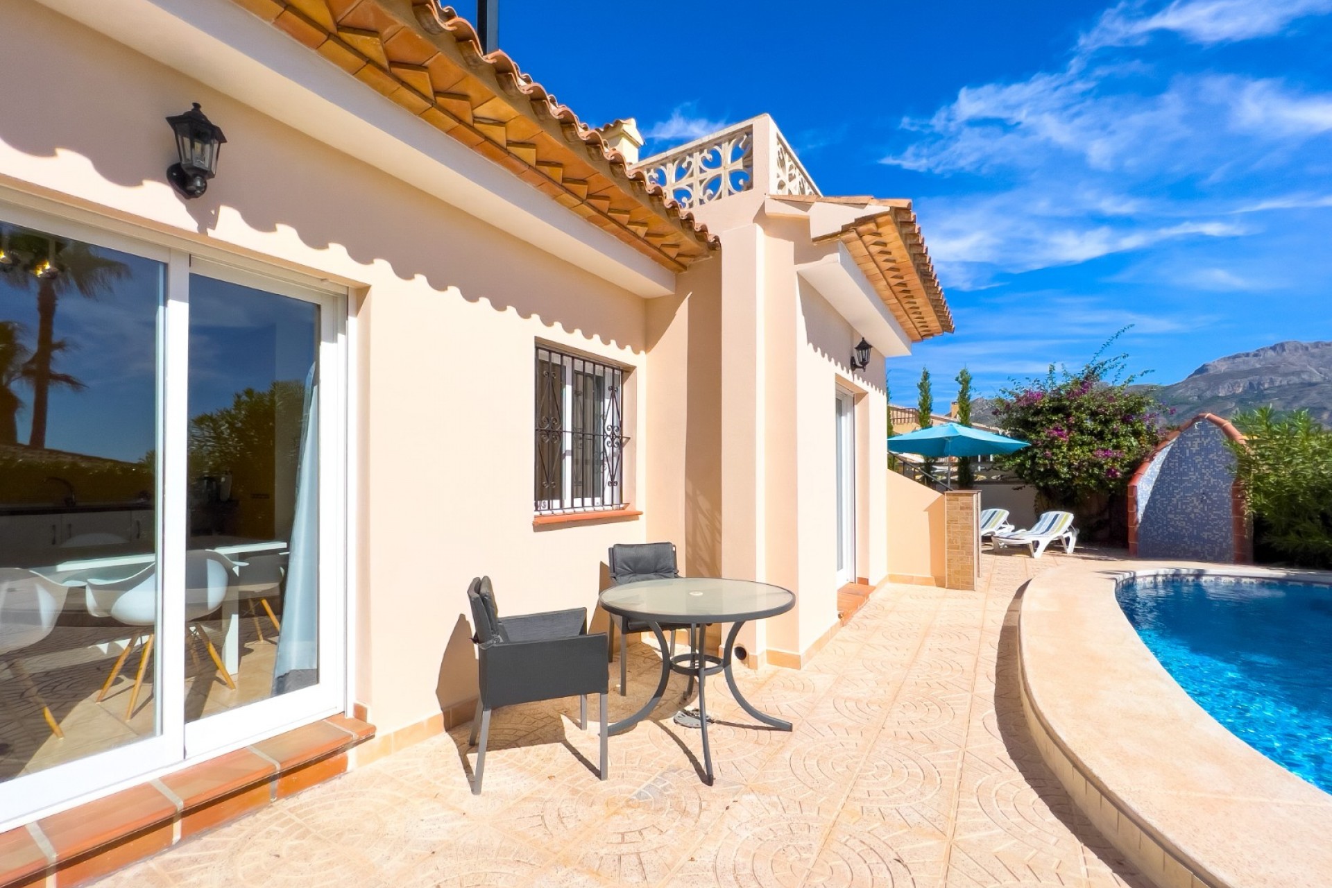Reventa - Villa -
Altea