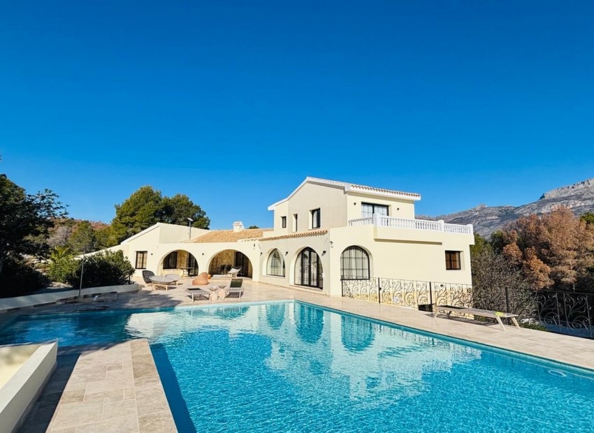 Reventa - Villa -
Altea