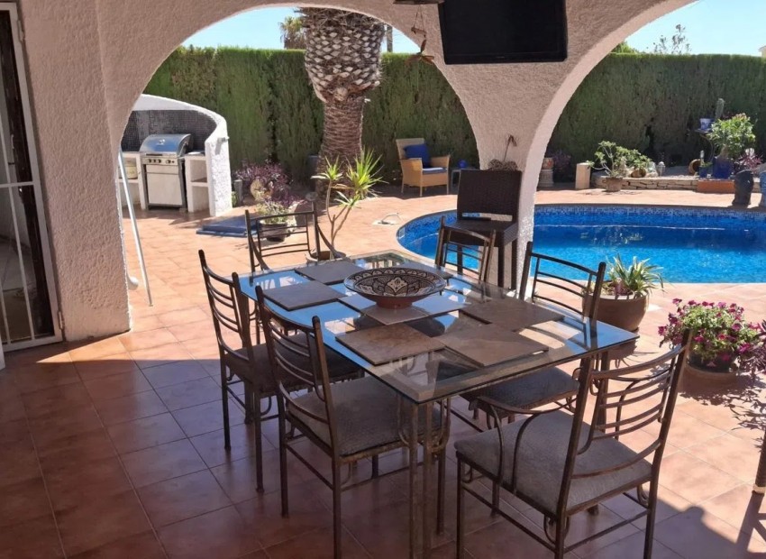 Reventa - Villa -
Benissa - La Viña - Montemar - San Jaime