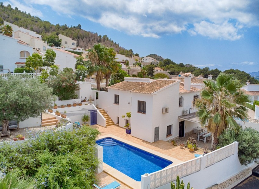 Reventa - Villa -
Benitachell