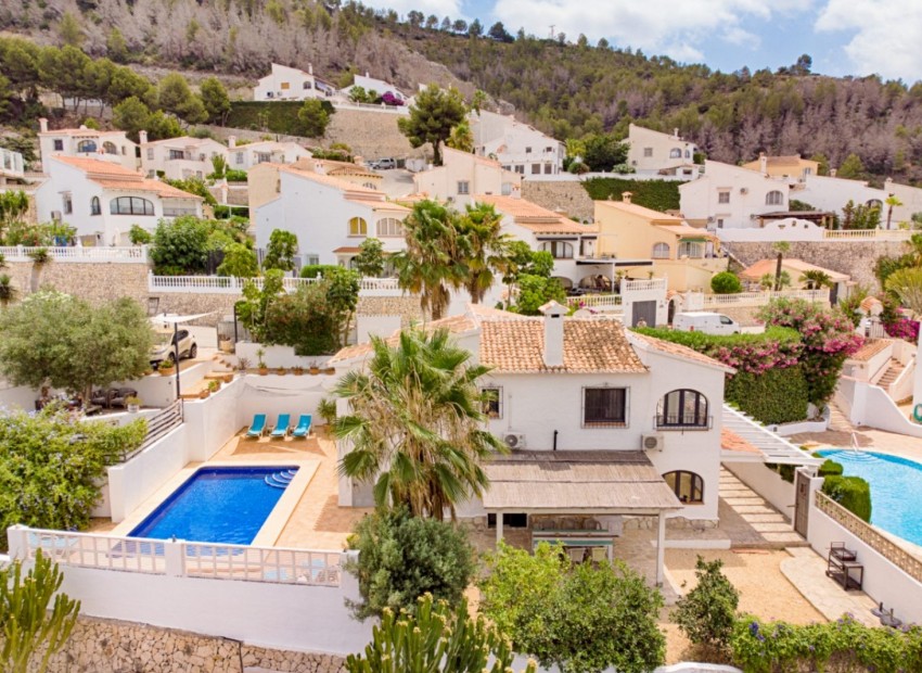 Reventa - Villa -
Benitachell