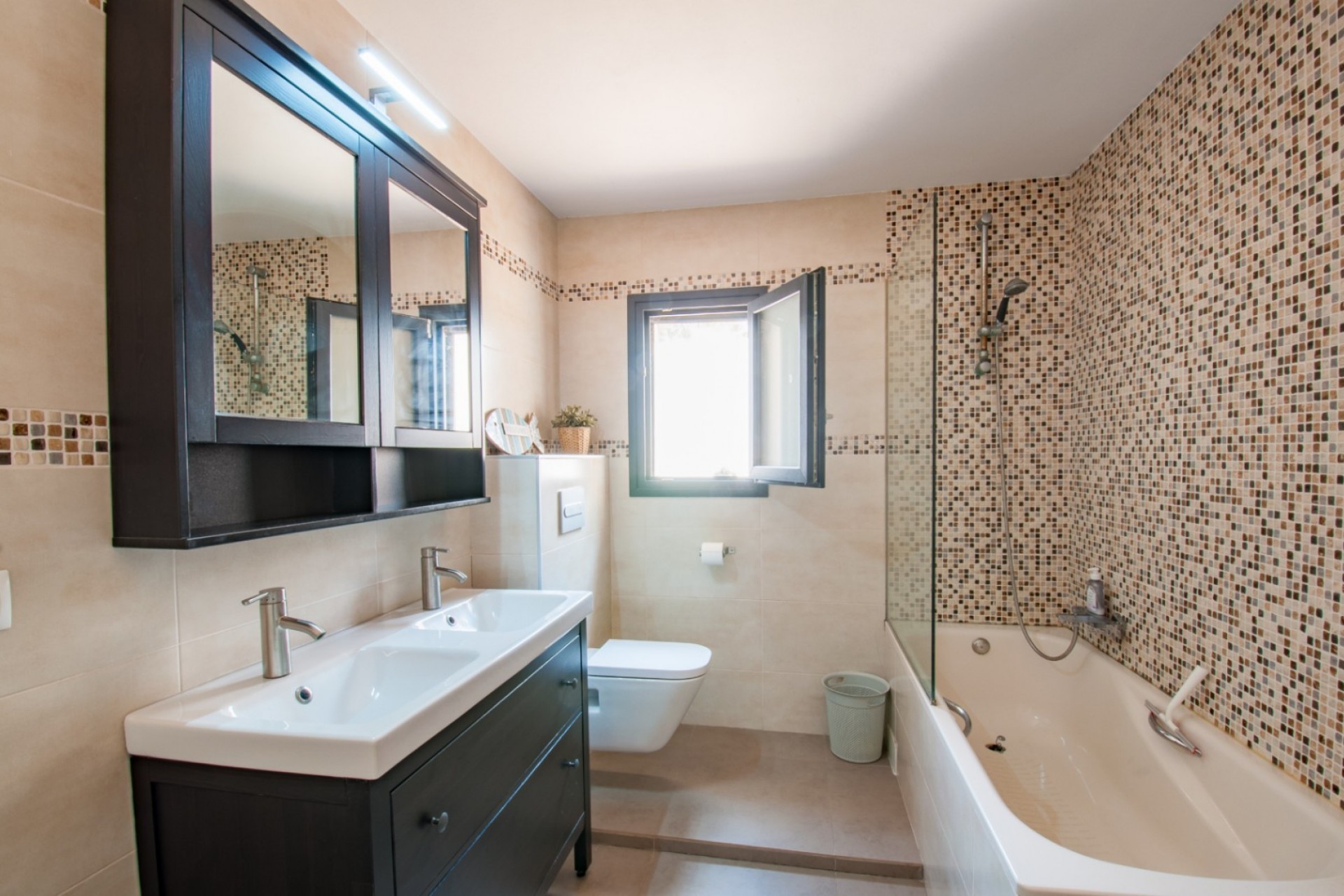 Reventa - Villa -
Benitachell