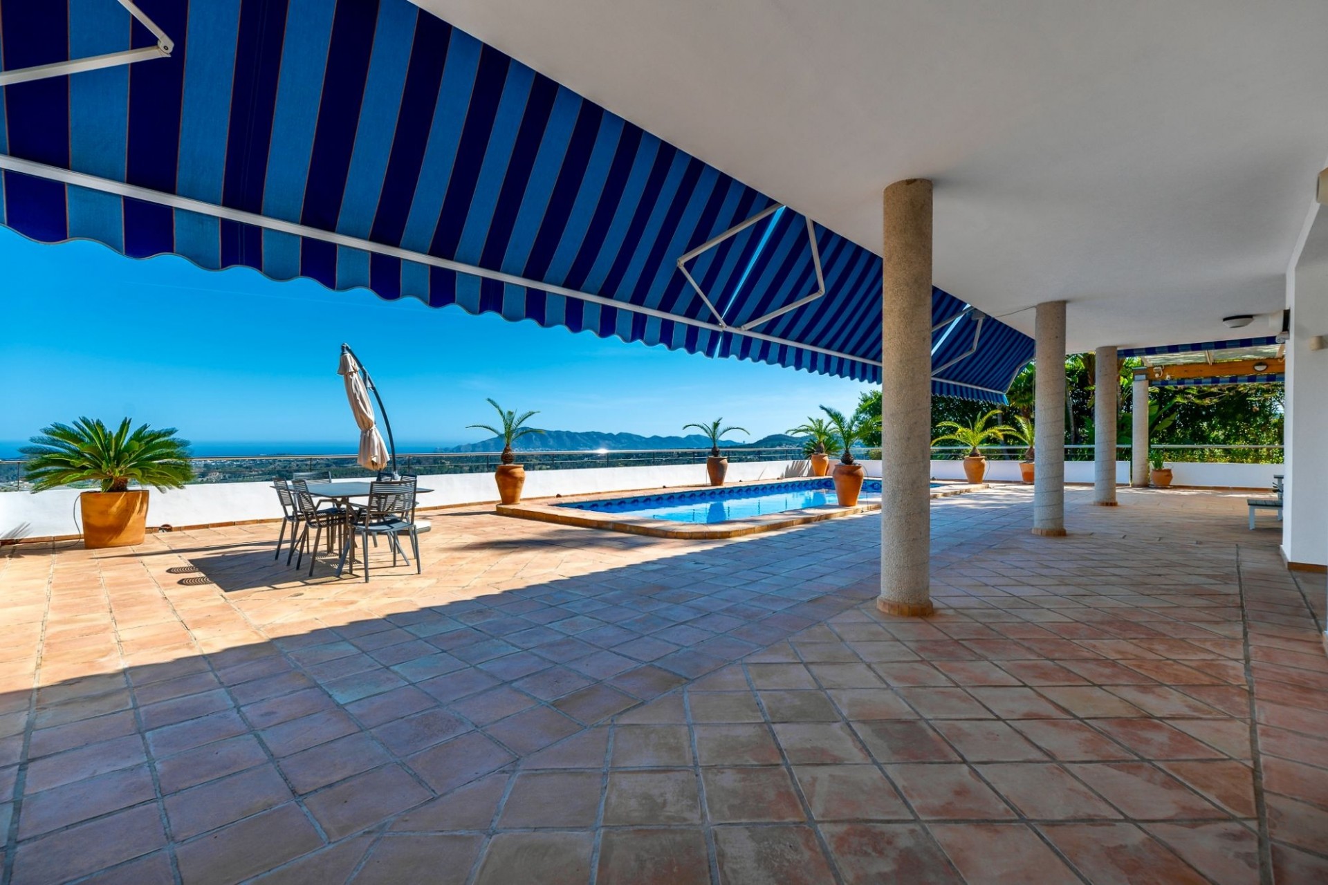Reventa - Villa -
Callosa d'En Sarrià