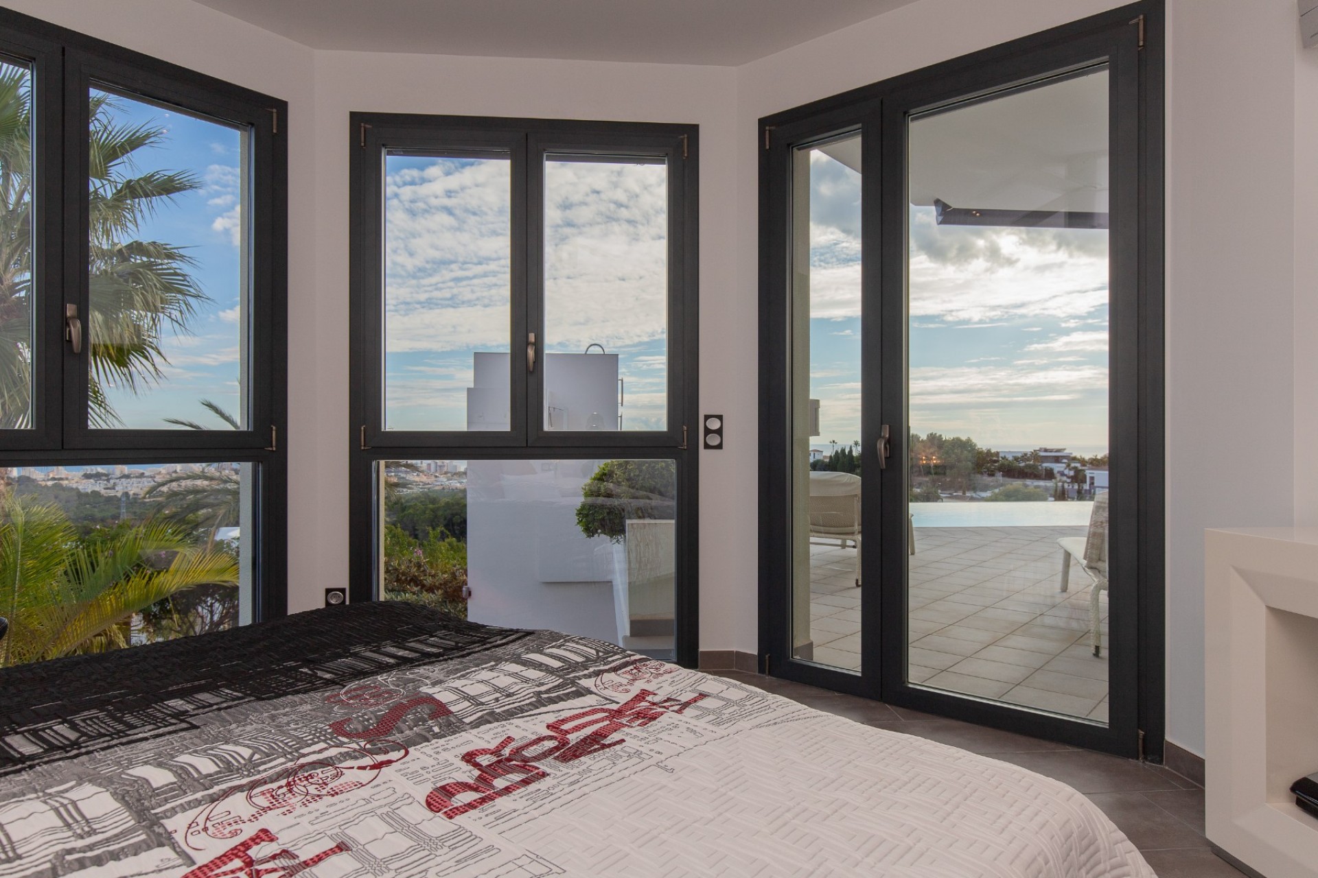 Reventa - Villa -
Calpe - Cometa