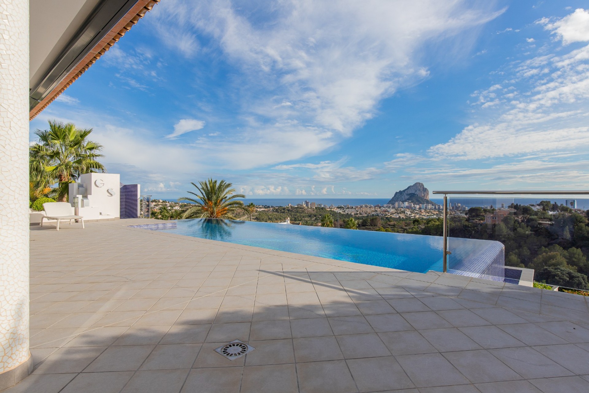 Reventa - Villa -
Calpe - Cometa
