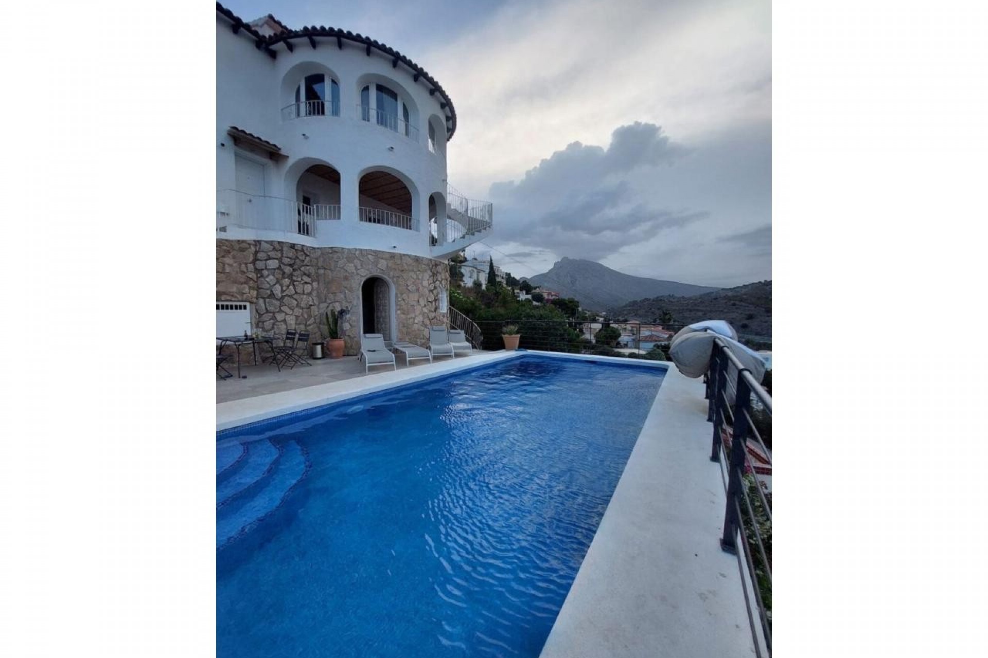 Reventa - Villa -
Calpe - Partida Maryvilla