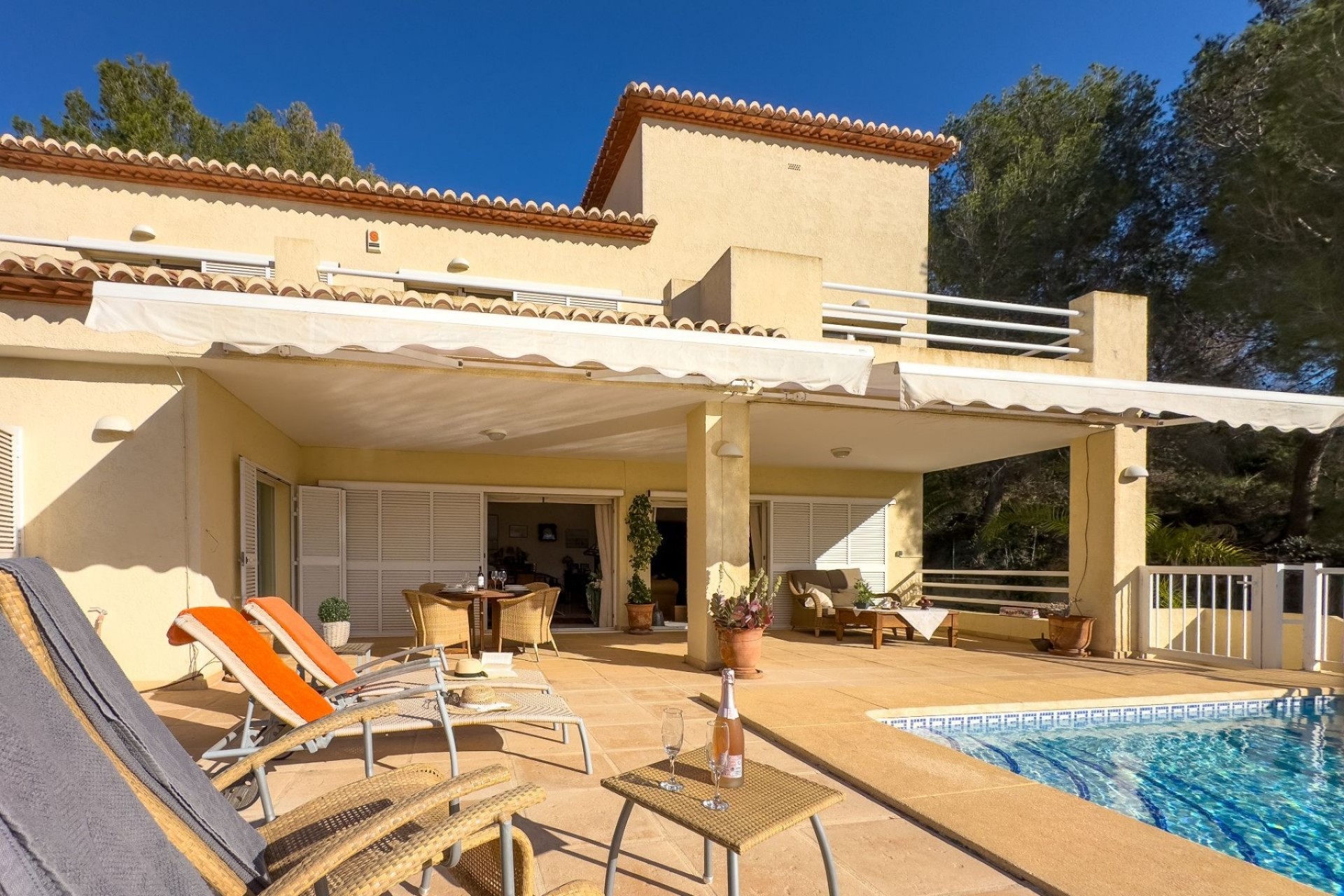 Reventa - Villa -
Calpe