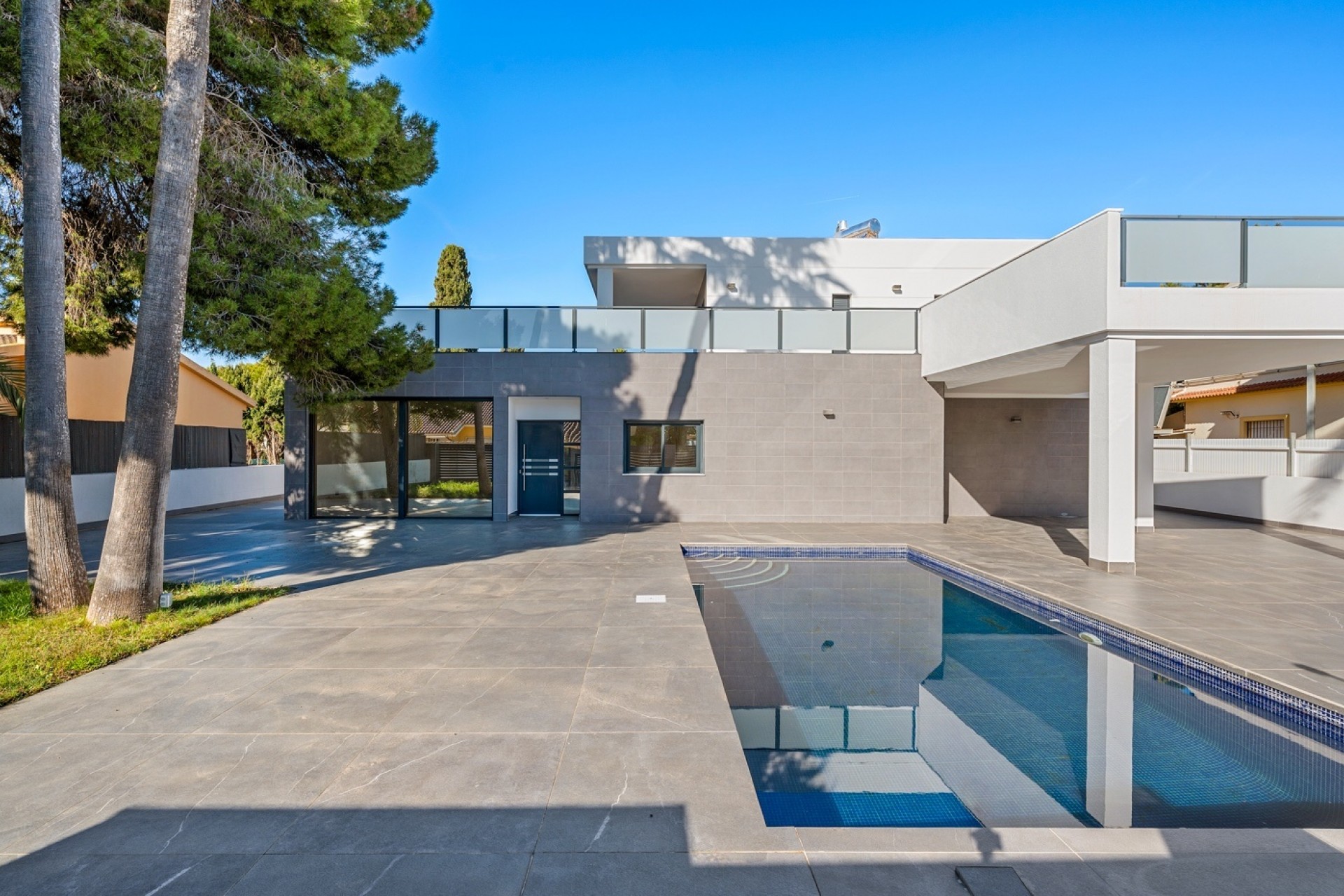 Reventa - Villa -
Campoamor