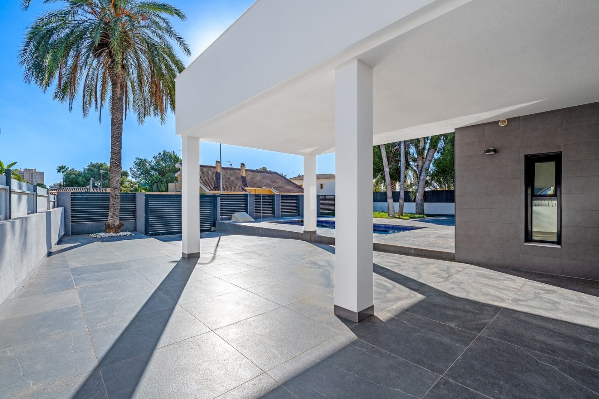 Reventa - Villa -
Campoamor