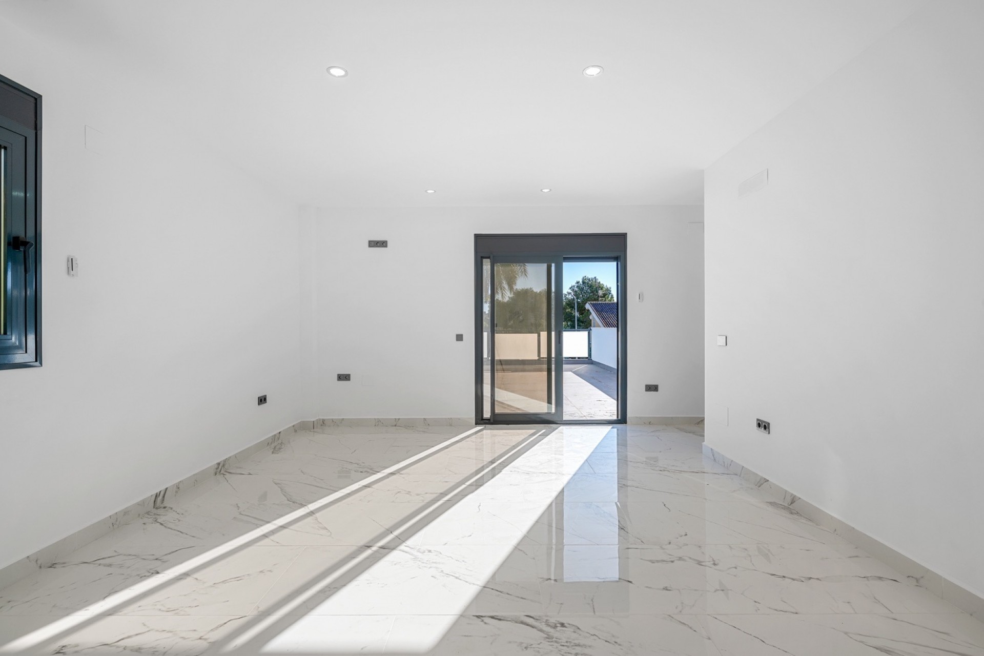 Reventa - Villa -
Campoamor