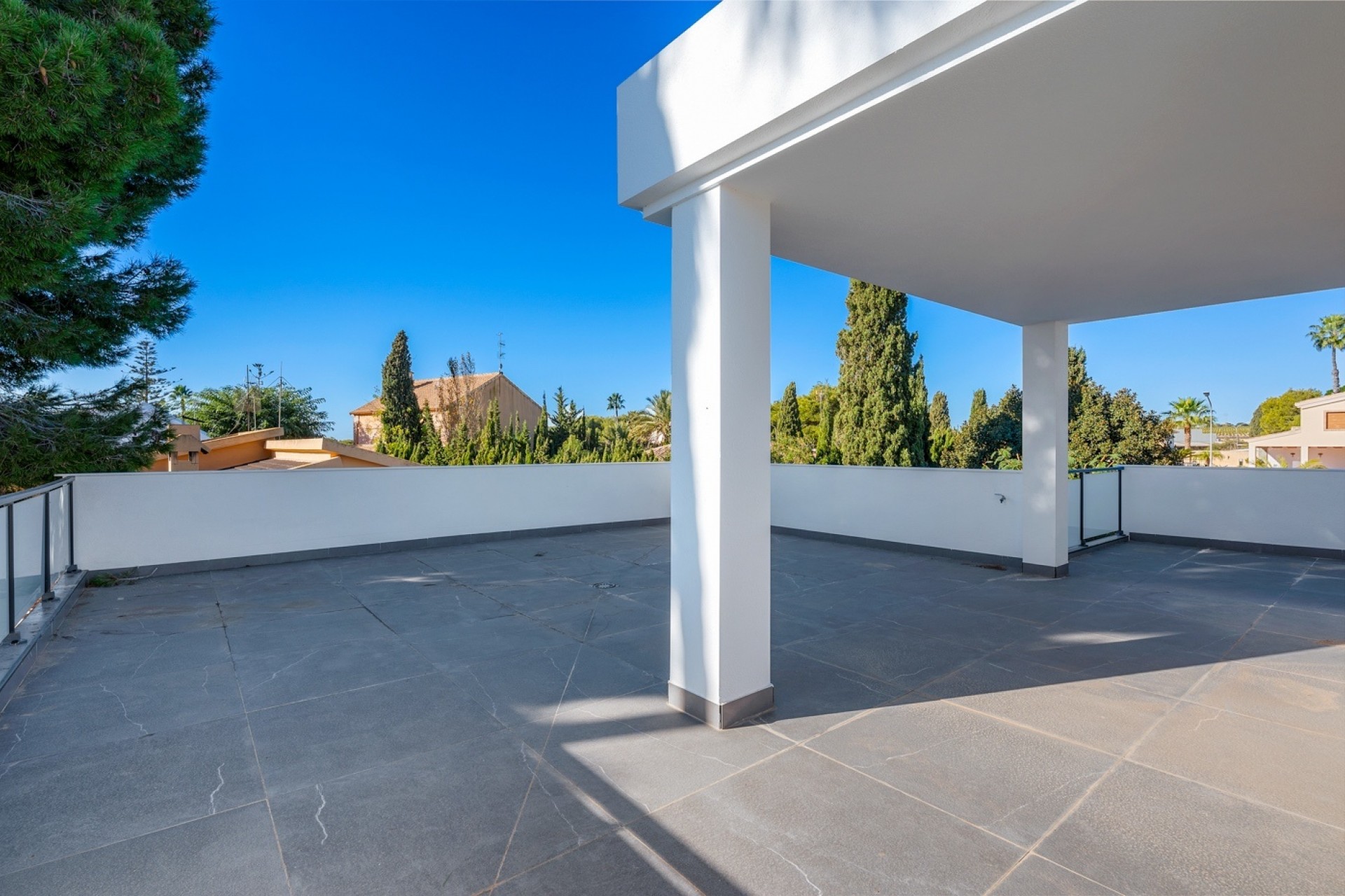 Reventa - Villa -
Campoamor