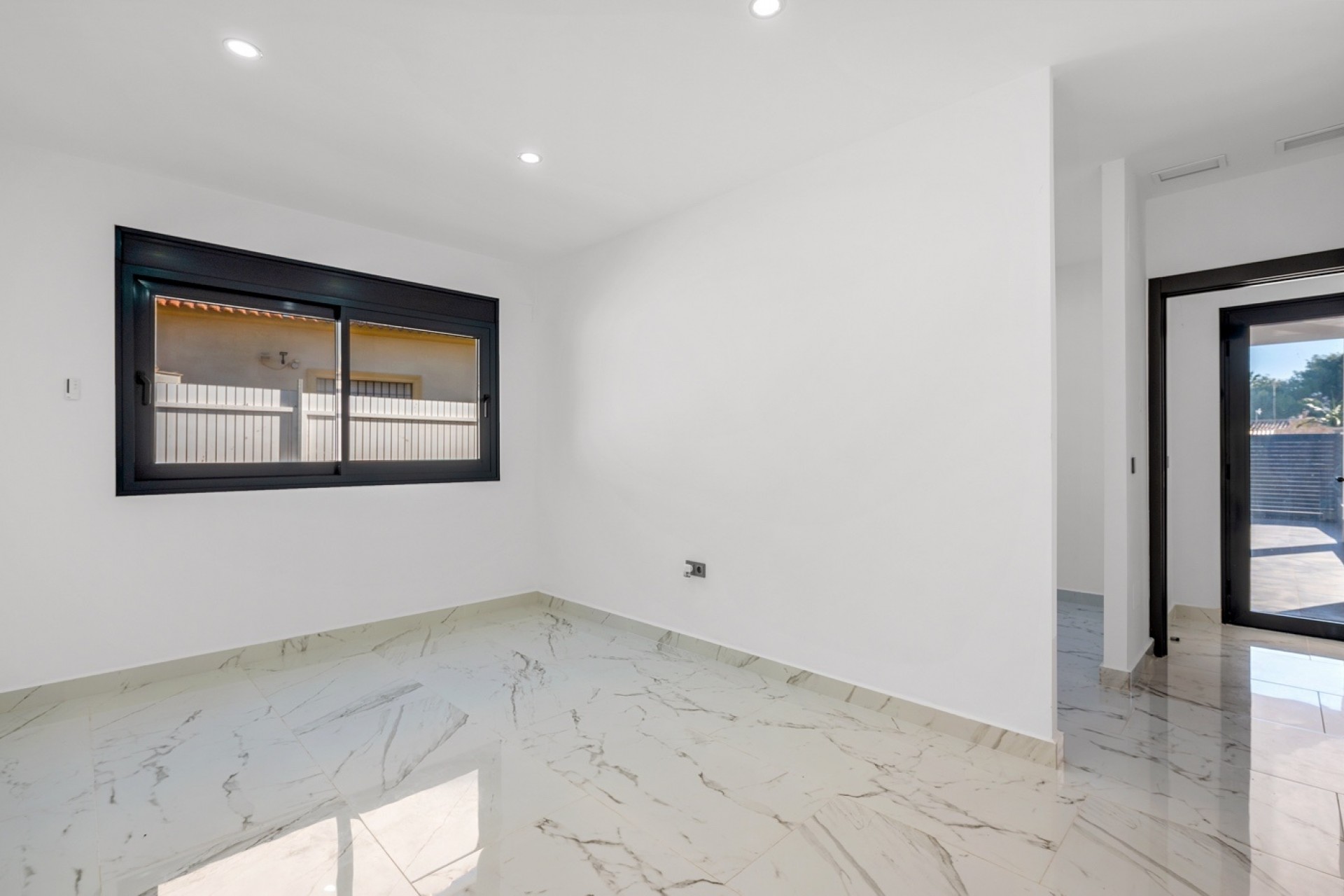 Reventa - Villa -
Campoamor