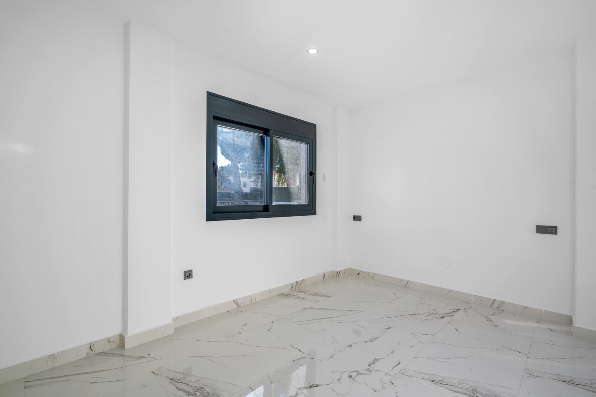 Reventa - Villa -
Campoamor