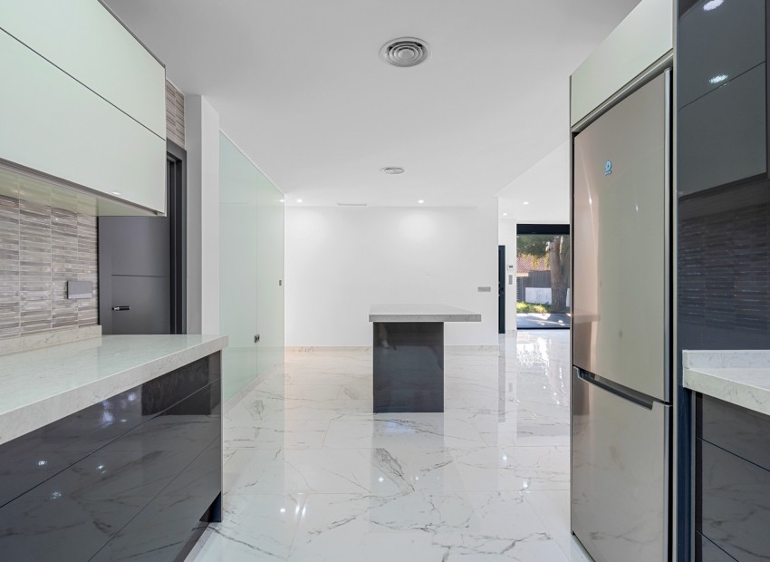 Reventa - Villa -
Campoamor