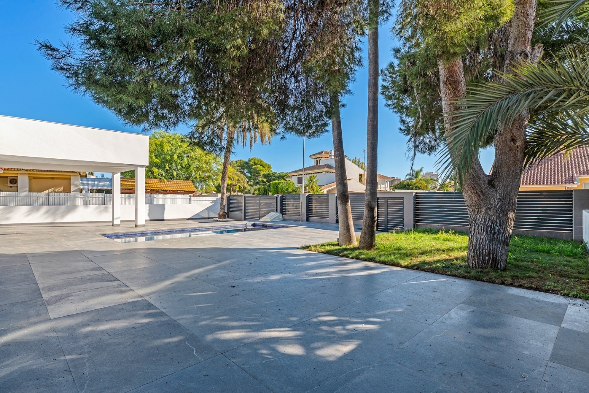 Reventa - Villa -
Campoamor