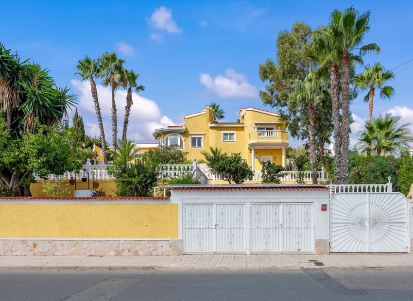 Reventa - Villa -
Ciudad Quesada - Rojales - Rojales