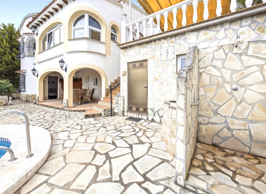 Reventa - Villa -
Denia - La Pedrera - Vessanes
