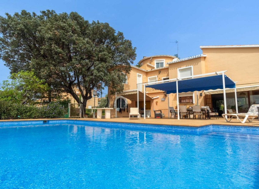 Reventa - Villa -
Denia - Las Marinas