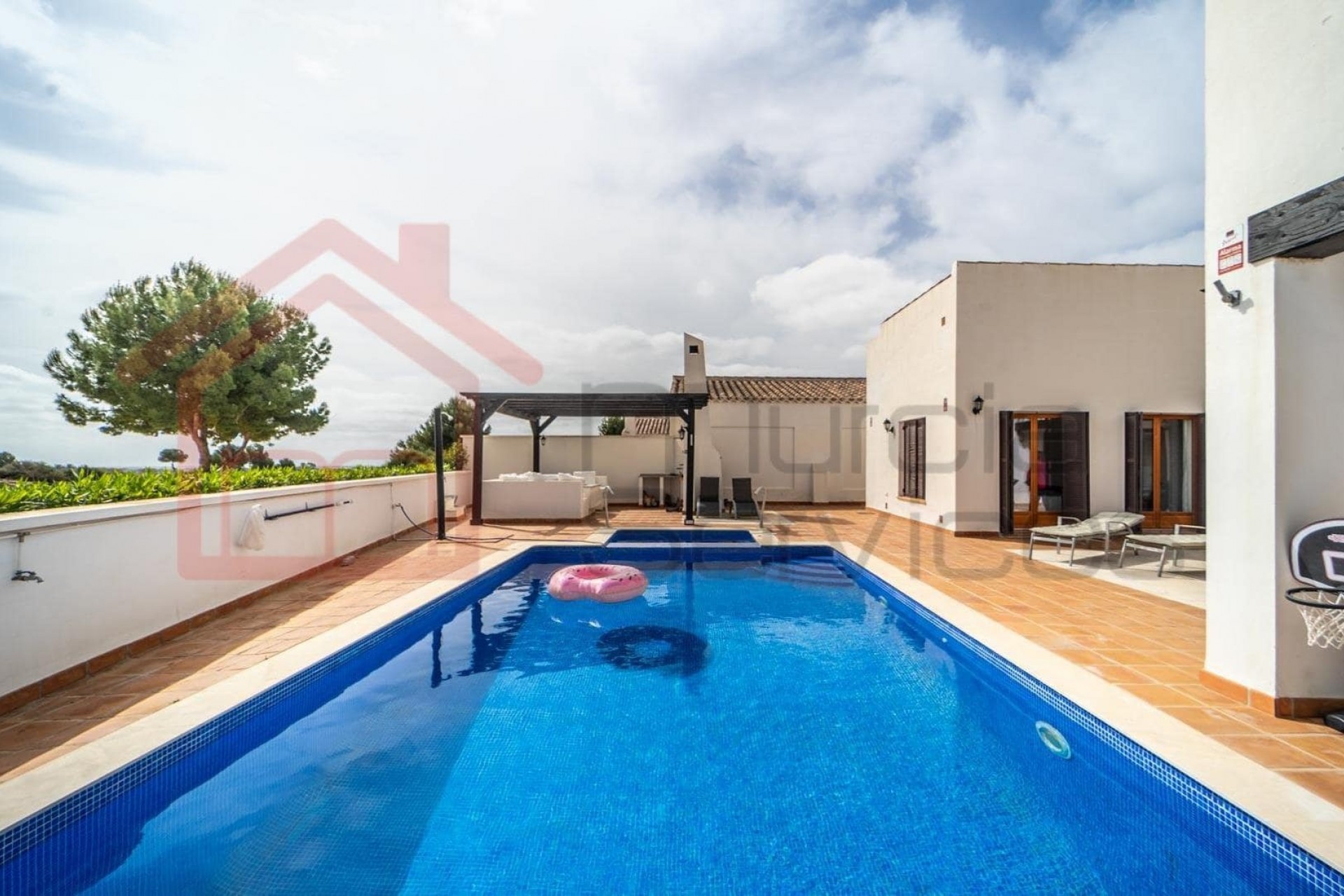 Reventa - Villa -
El Valle Golf Resort