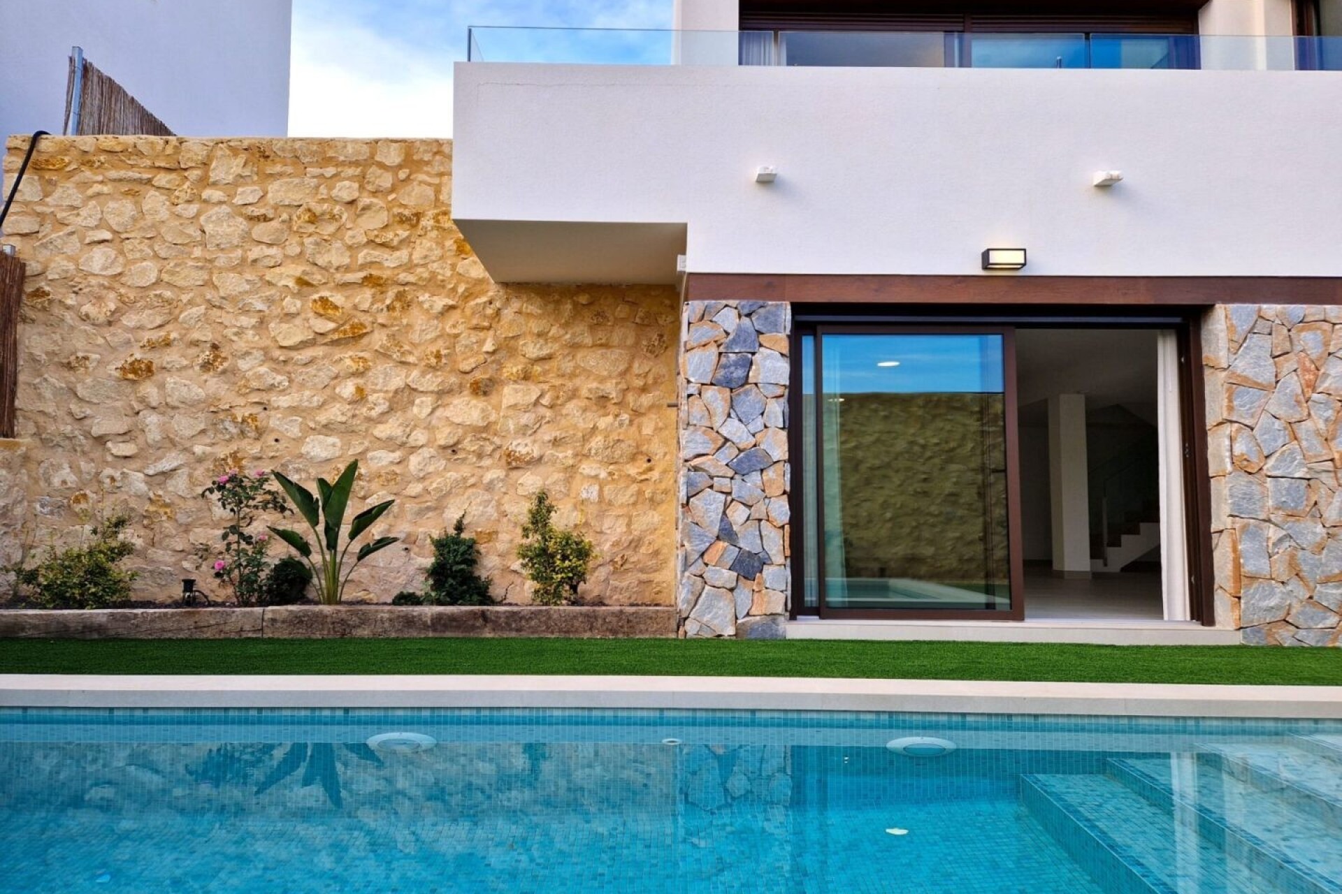 Reventa - Villa -
Finestrat