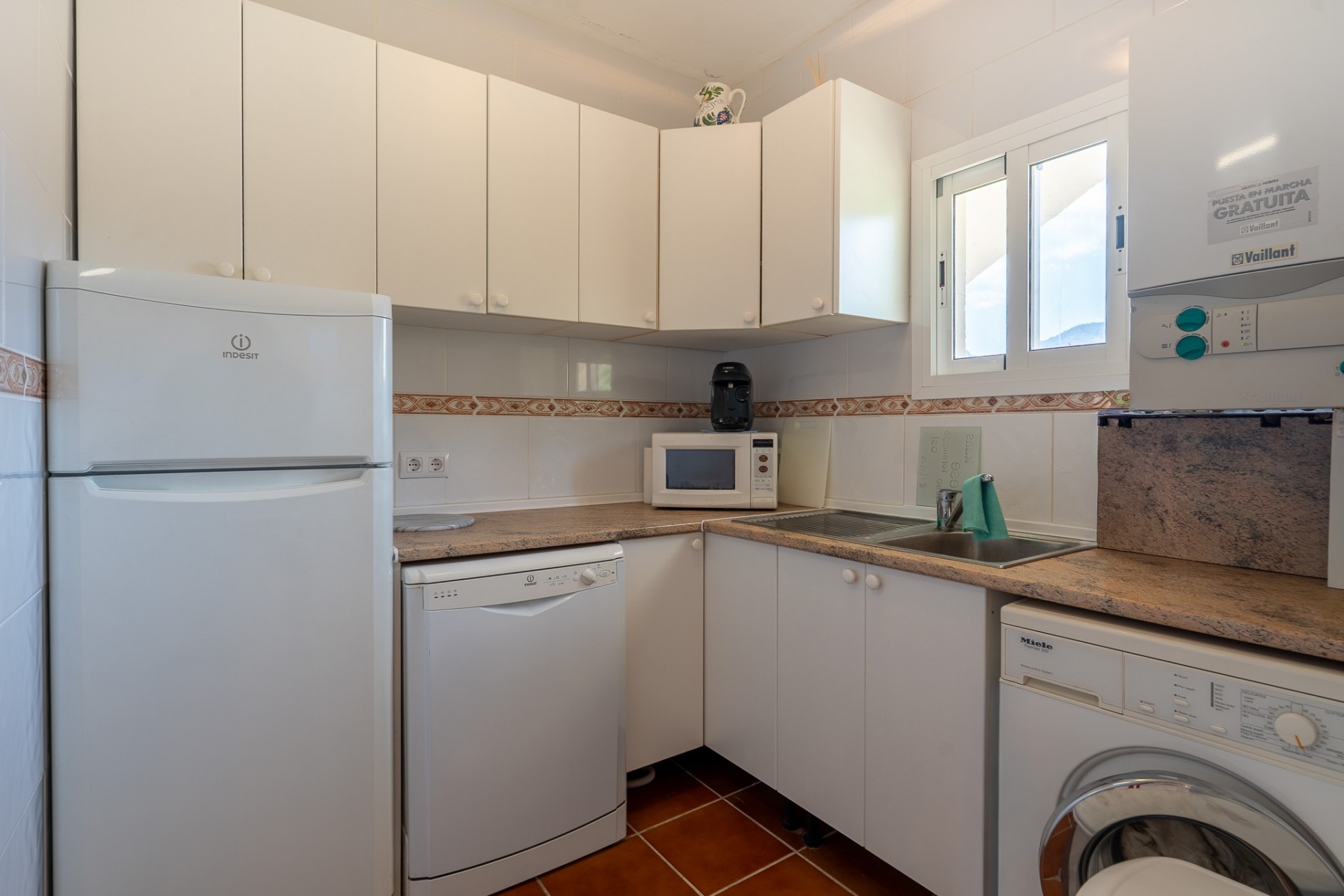 Reventa - Villa -
Jalón - La Almazara