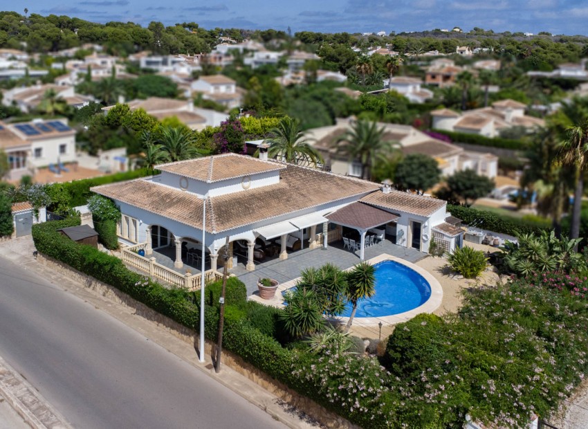 Reventa - Villa -
Jávea - Costa Nova