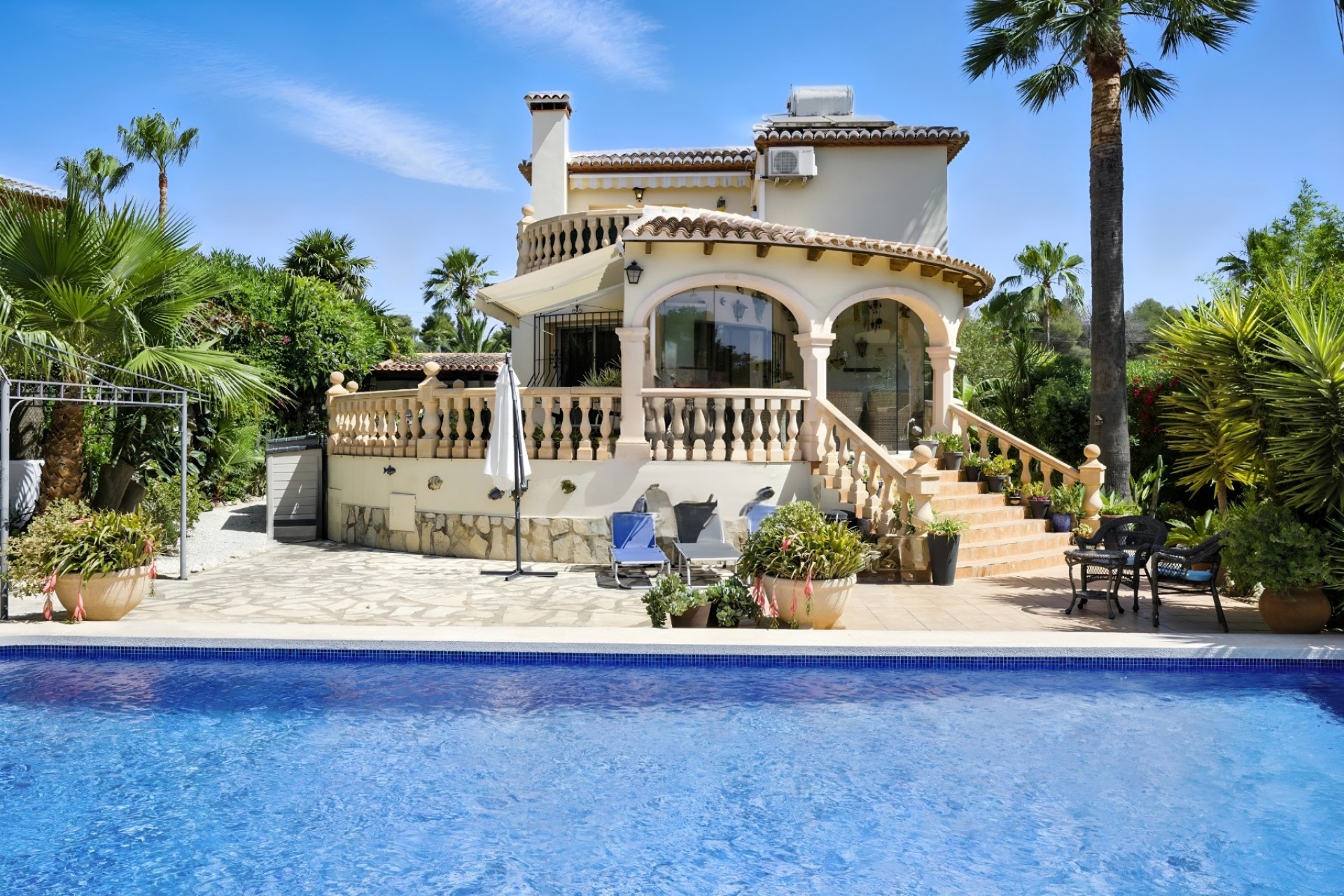 Reventa - Villa -
Jávea - La Granadella