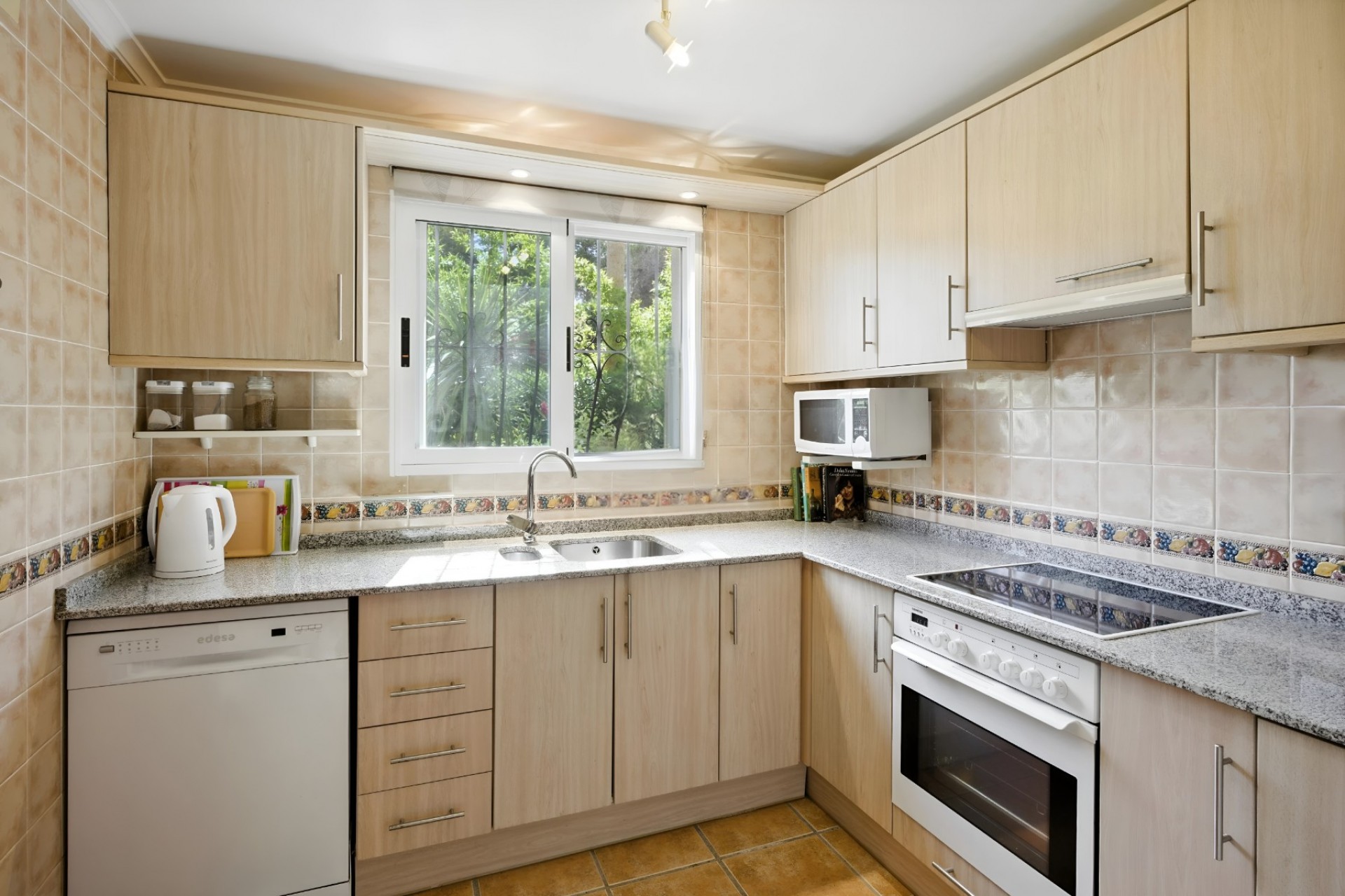 Reventa - Villa -
Jávea - La Granadella
